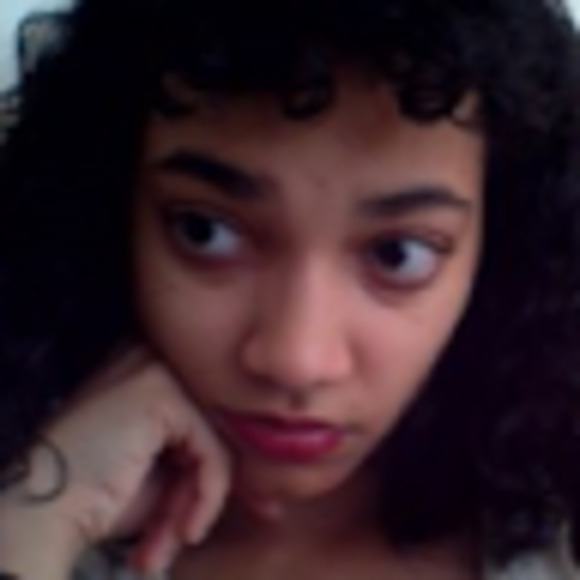 Meet your Posher, Ali - Picture 1 of 1